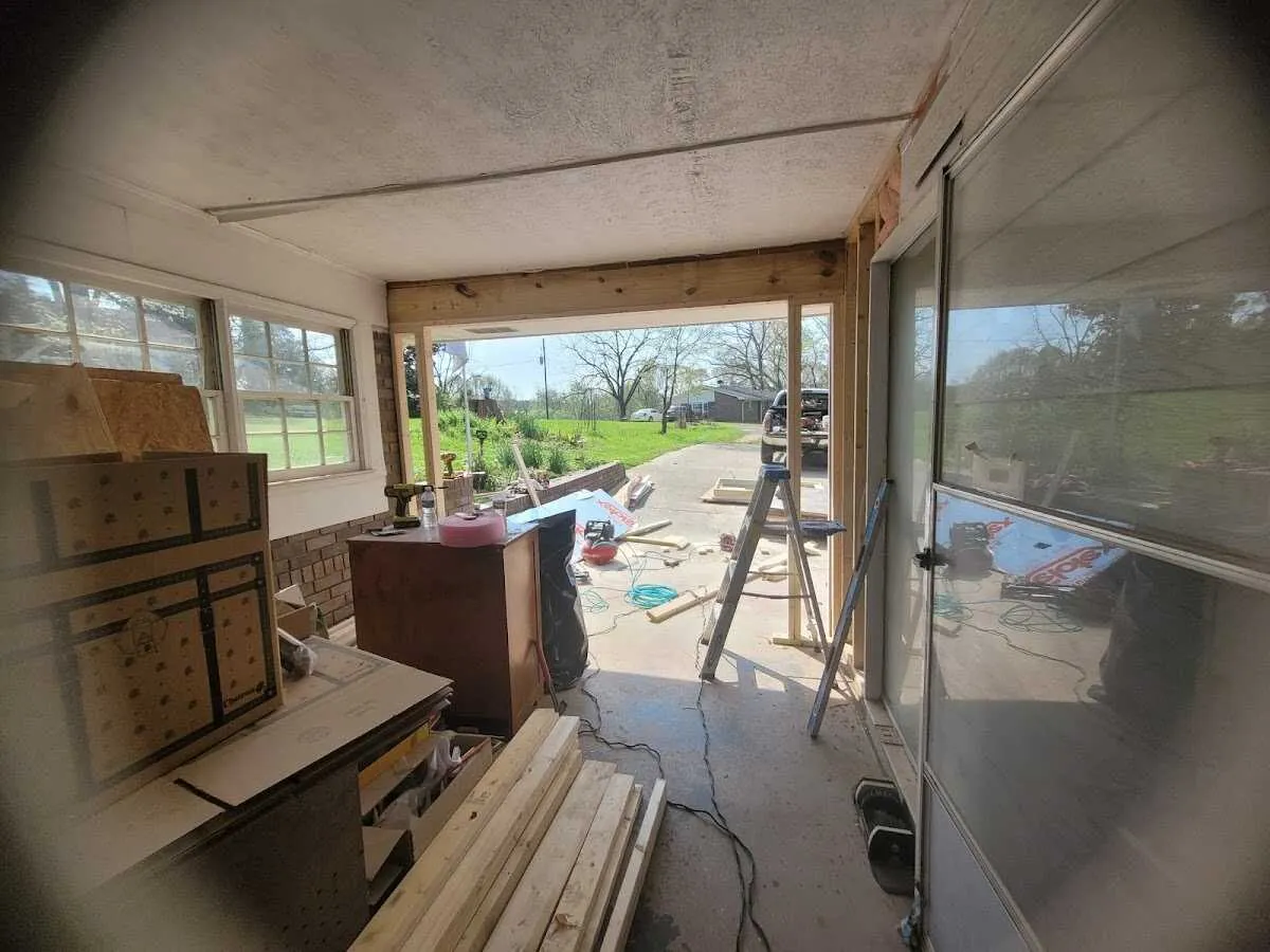 Air movers and dehumidifier for Water Mitigation Services in Waycross